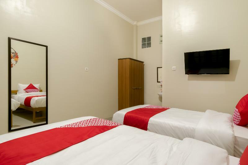 Reddoorz At Joyce Guest House Medan Exterior photo
